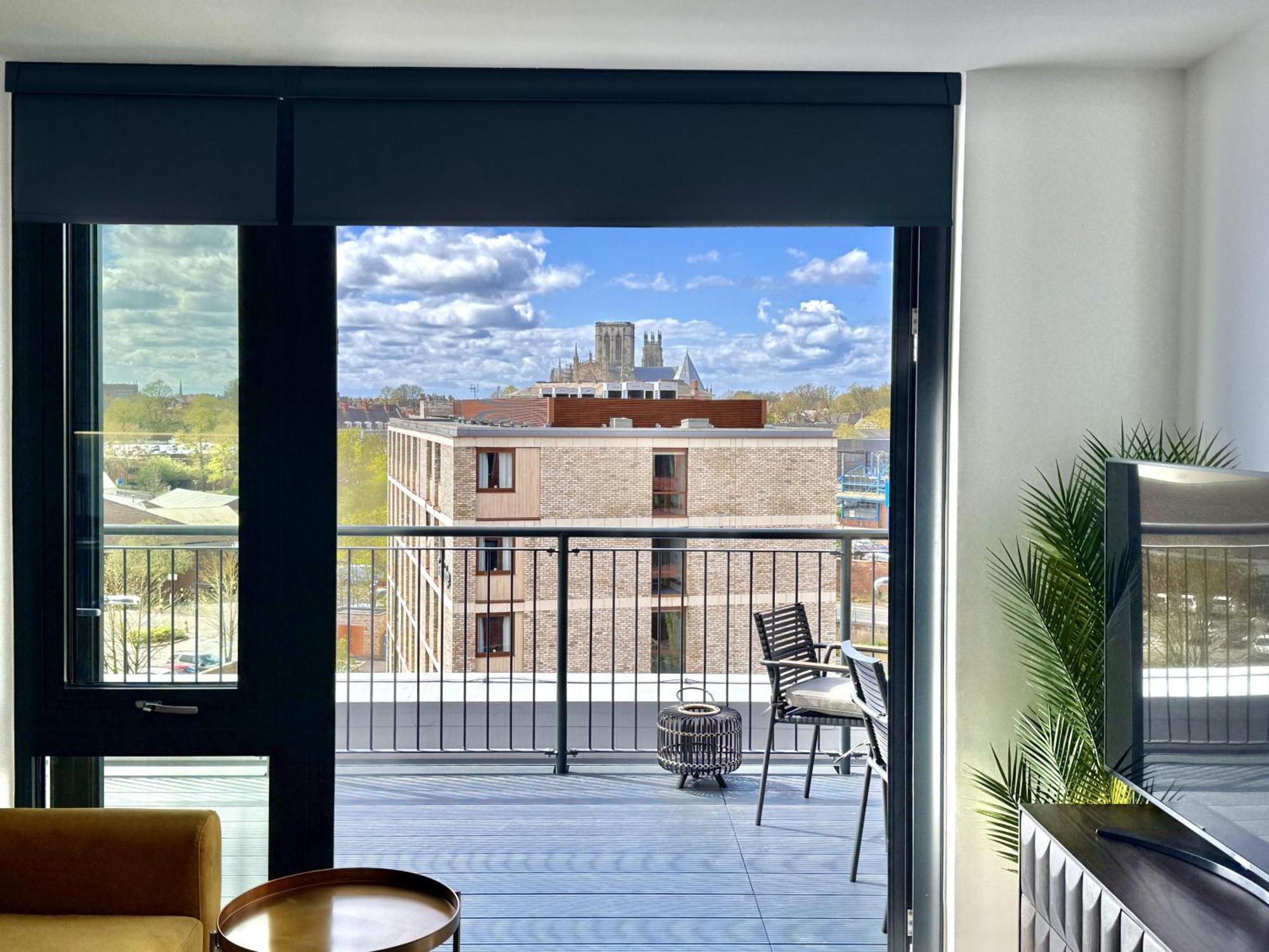 Carillon 60 With Free Secure Parking Apartment *